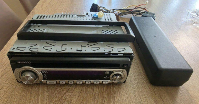 autoradio-big-0