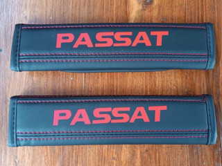 predam-kozene-navleky-na-bezpecnostny-pas-s-logom-passat