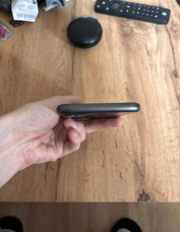 iphone-11-128gb-big-4