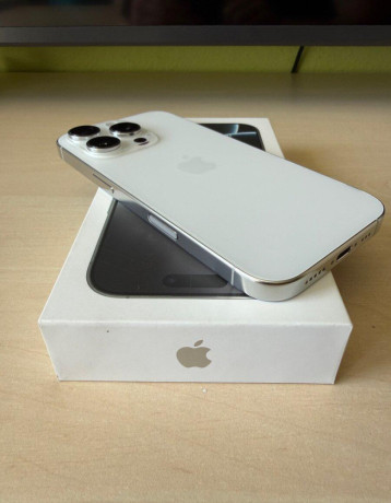 iphone-16-pro-256gb-big-0