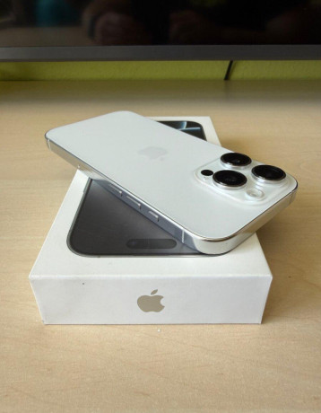 iphone-16-pro-256gb-big-2