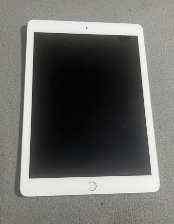 predam-tablet-apple-ipad-6generacia-32gb-cellular-gps-big-0