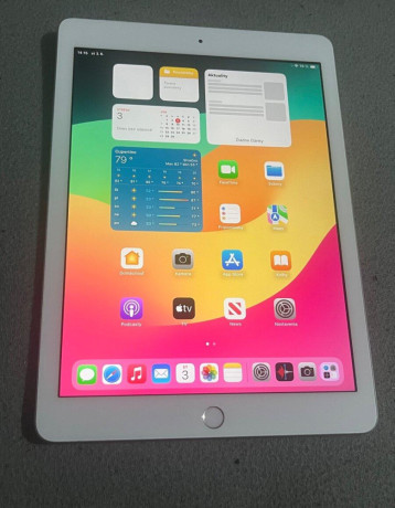 predam-tablet-apple-ipad-6generacia-32gb-cellular-gps-big-1