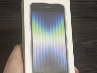 dobry-den-ponukam-na-predaj-iphone-se-2022-64gb-stav-910