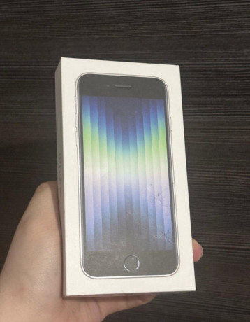 dobry-den-ponukam-na-predaj-iphone-se-2022-64gb-stav-910-big-0
