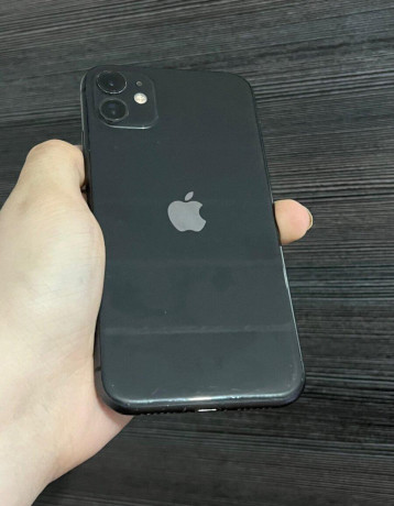 dobry-den-ponukam-na-predaj-iphone-11-128gb-black-810-big-4
