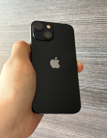 dobry-den-ponukam-na-predaj-iphone-13-mini-256gb-black-810-big-0