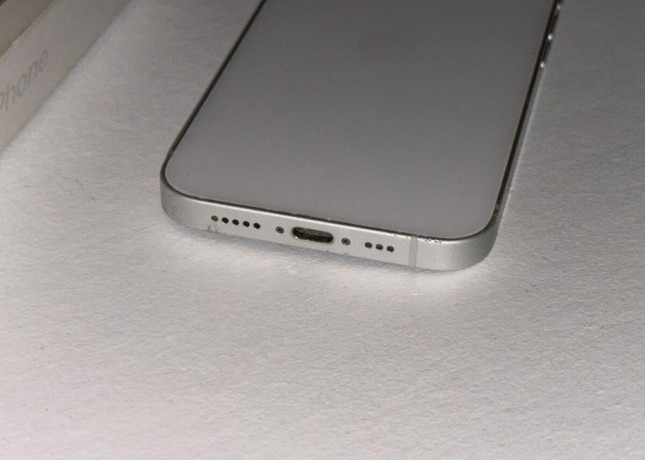apple-iphone-16e-128gb-biely-big-2