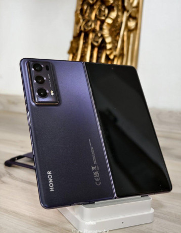 honor-magic-v2-big-3
