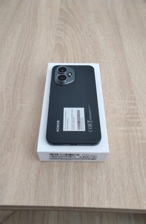 honor-400-8512gb-big-1