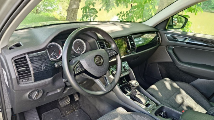 skoda-kodiaq-20-tdi-scr-style-dsg-110kw150hp-a7-big-1