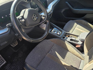 skoda-octavia-combi-20-tdi-scout-4x4-dsg-110kw150hp-a7