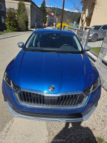 skoda-octavia-combi-20-tdi-scout-4x4-dsg-110kw150hp-a7-big-2