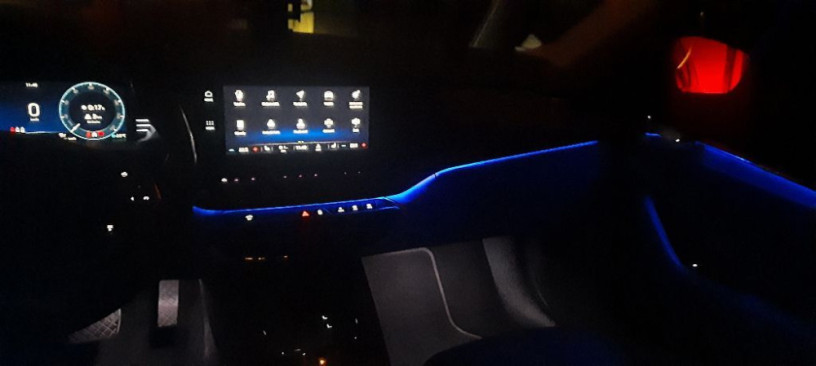 skoda-octavia-combi-20-tdi-scr-style-dsg-110kw150hp-a7-big-1