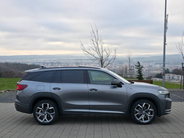 skoda-kodiaq-sportline-20-tsi-4x4-dsg-big-3