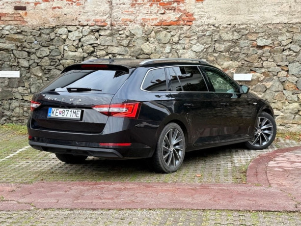 skoda-superb-combi-20-tdi-190k-4x4-lk-dsg-eu6-140kw190hp-a6-big-3