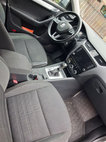 skoda-octavia-combi-predam-big-2