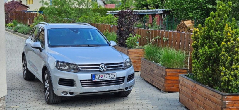 volkswagen-touareg-ii-30-v6-tdi-180kw-4x4-vzduch-top-vybava-big-0