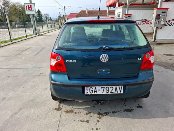 volkswagen-polo-14-16v-basis-55kw75hp-m5-big-2