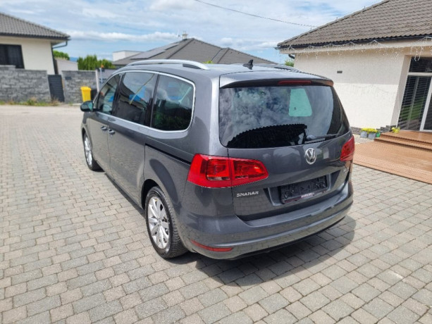 volkswagen-sharan-20-tdi-bmt-highline-4motion-103kw140hp-m6-big-2