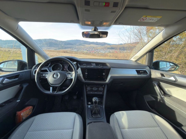 volkswagen-touran-20-tdi-comfortline-85kw115hp-m6-big-2