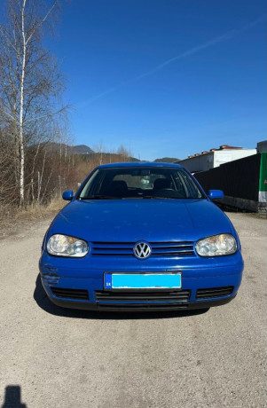 volkswagen-golf-19-tdi-basis-81kw110hp-m5-big-0