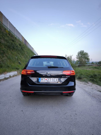 volkswagen-passat-variant-20-tdi-190k-bmt-scr-highline-4motion-dsg-140kw190hp-a6-big-3