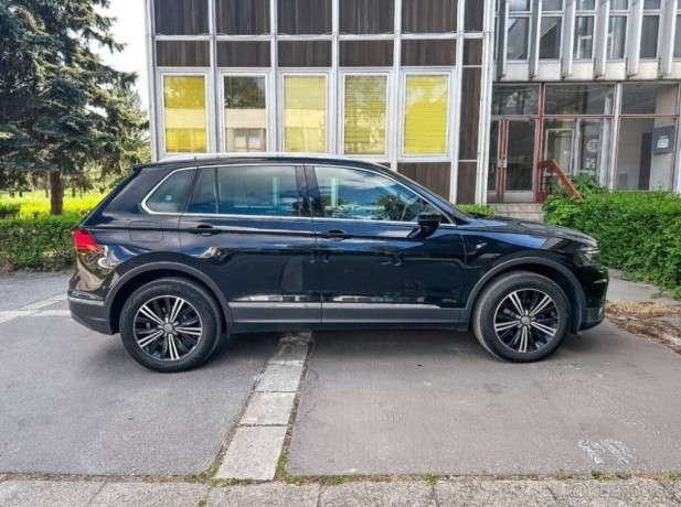 volkswagen-tiguan-20-tdi-scr-bmt-4motion-highline-dsg-eu6-110kw150hp-a7-big-1