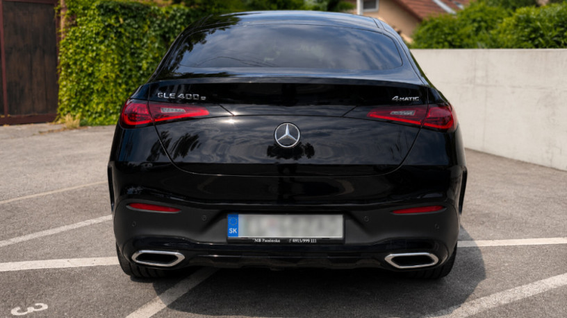 mercedes-benz-glc-kupe-mercedes-benz-glc-400-e-4matic-coupe-big-2
