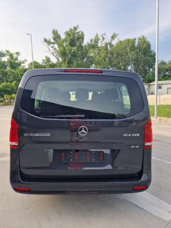 mercedes-benz-vito-124cdi-tourer-big-3