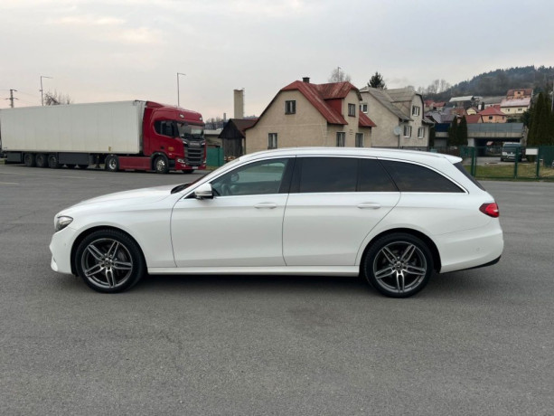 mercedes-benz-e-trieda-kombi-e-220-d-4matic-at-143kw194hp-a9-big-3
