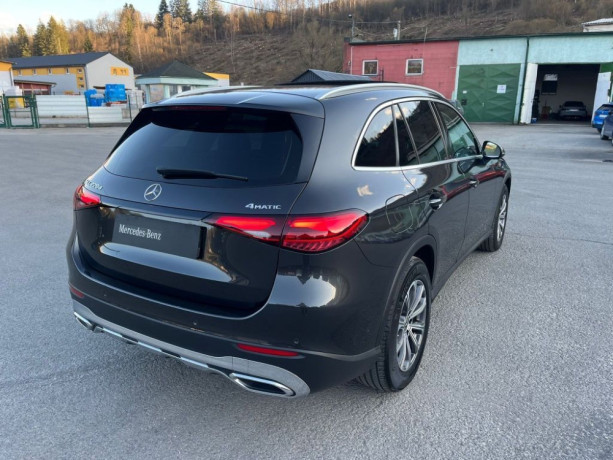 mercedes-benz-glc-220-d-4matic-sport-packet-big-2