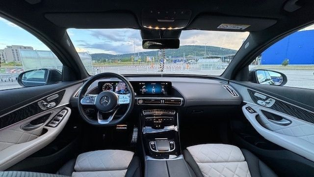 mercedes-benz-eqc-400-4matic-amg-line-300kw408hp-a1-big-3