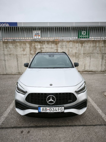 mercedes-benz-gla-45s-4matic-big-0