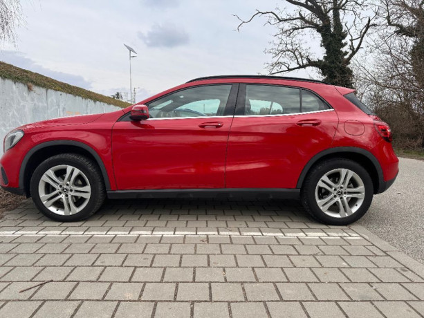 mercedes-benz-gla-180-d-at-80kw109hp-a7-big-0
