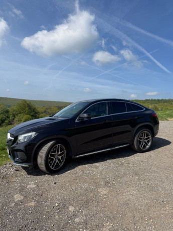 mercedes-benz-gle-trieda-350d-big-0