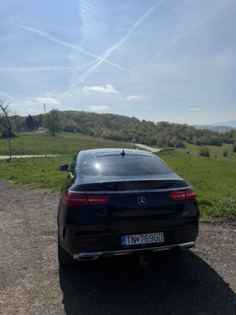 mercedes-benz-gle-trieda-350d-big-1