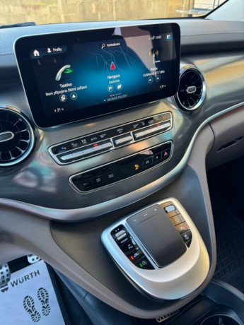 mercedes-benz-v-trieda-v300-d-exclusive-lang-at-4matic-174kw236hp-a9-big-1