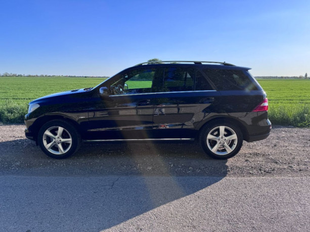 mercedes-benz-ml-350-w166-bluetec-big-2