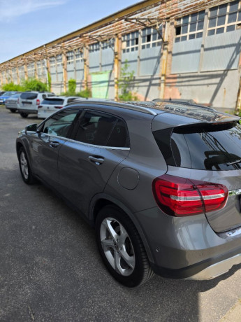 mercedes-benz-gla-200-d-at-100kw136hp-a7-big-0