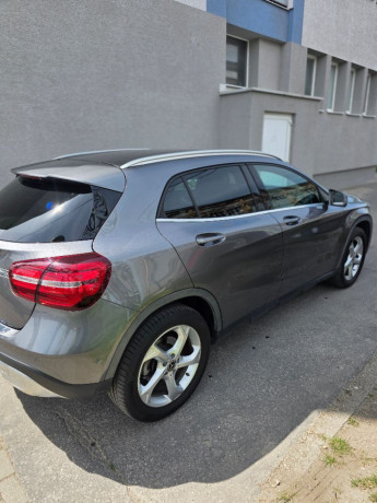 mercedes-benz-gla-200-d-at-100kw136hp-a7-big-3