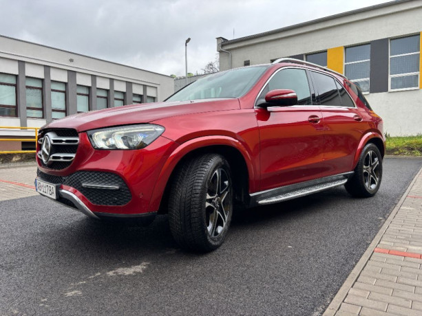 mercedes-benz-gle-suv-gle-300-d-4matic-at-180kw245hp-a9-big-0