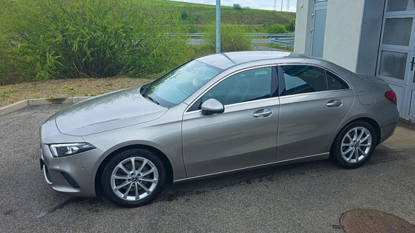 mercedes-benz-a-trieda-a-220-4matic-at-140kw190hp-a7-big-2