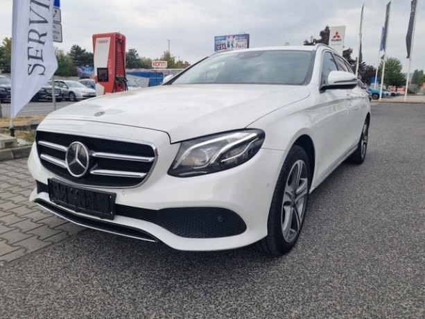 mercedes-benz-e-trieda-400d-4matic-big-1