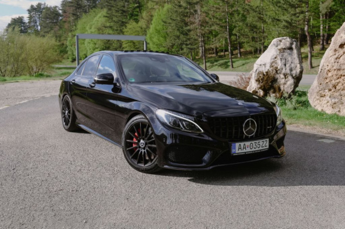 mercedes-benz-c-trieda-sedan-amg-c43-full-vybava-big-1