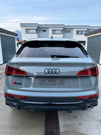 audi-sq5-exclusive-edition-big-0