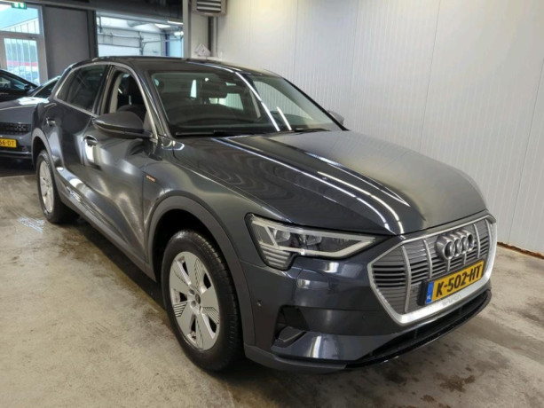 audi-e-tron-50-big-0