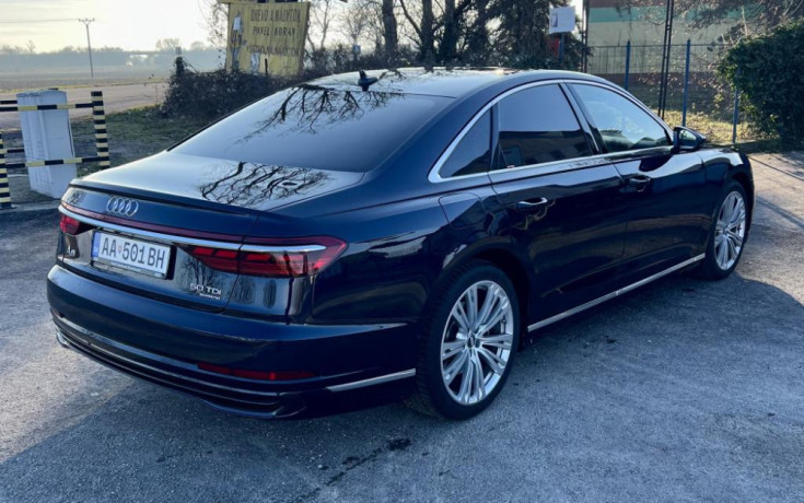 audi-a8-limuzina-210kw-automat-big-3
