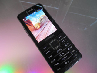 samsung-gt5610-odblokovany-pre-vsetky-sim