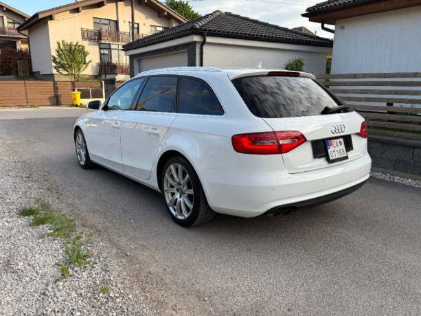 audi-a4-avant-s-line-20-tdi-big-3